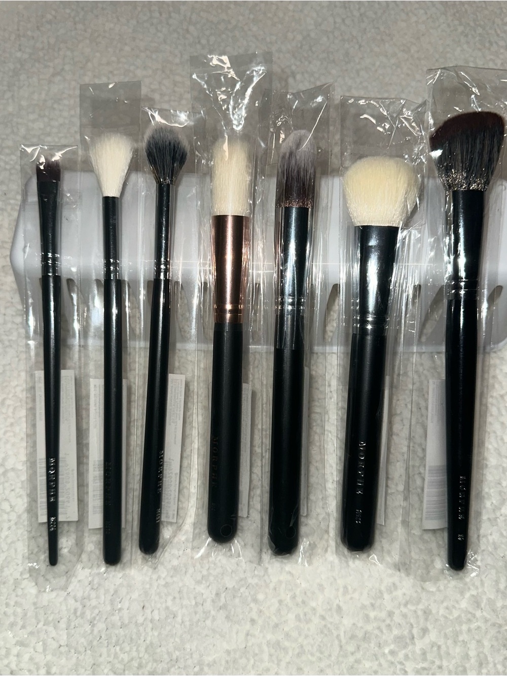 NWT Morphe 7-Piece Makeup Brush Set Random Mix M224 M510 M523 R14 M451 M536 E4